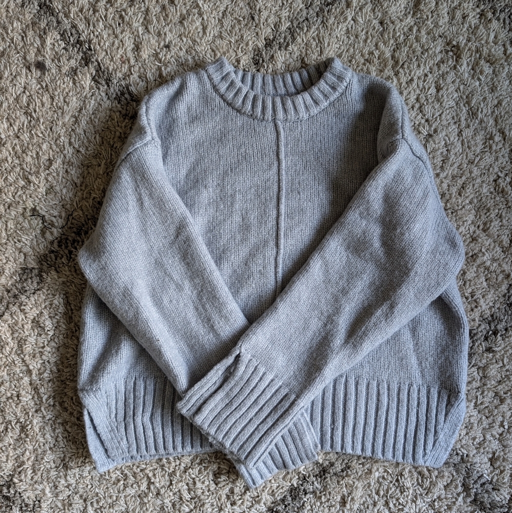 Pretty light blue h&m sweater